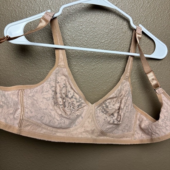Wacoal Halo wireless Lace Adjustable Strap Soft Cup Bra 36D - Picture 4 of 11